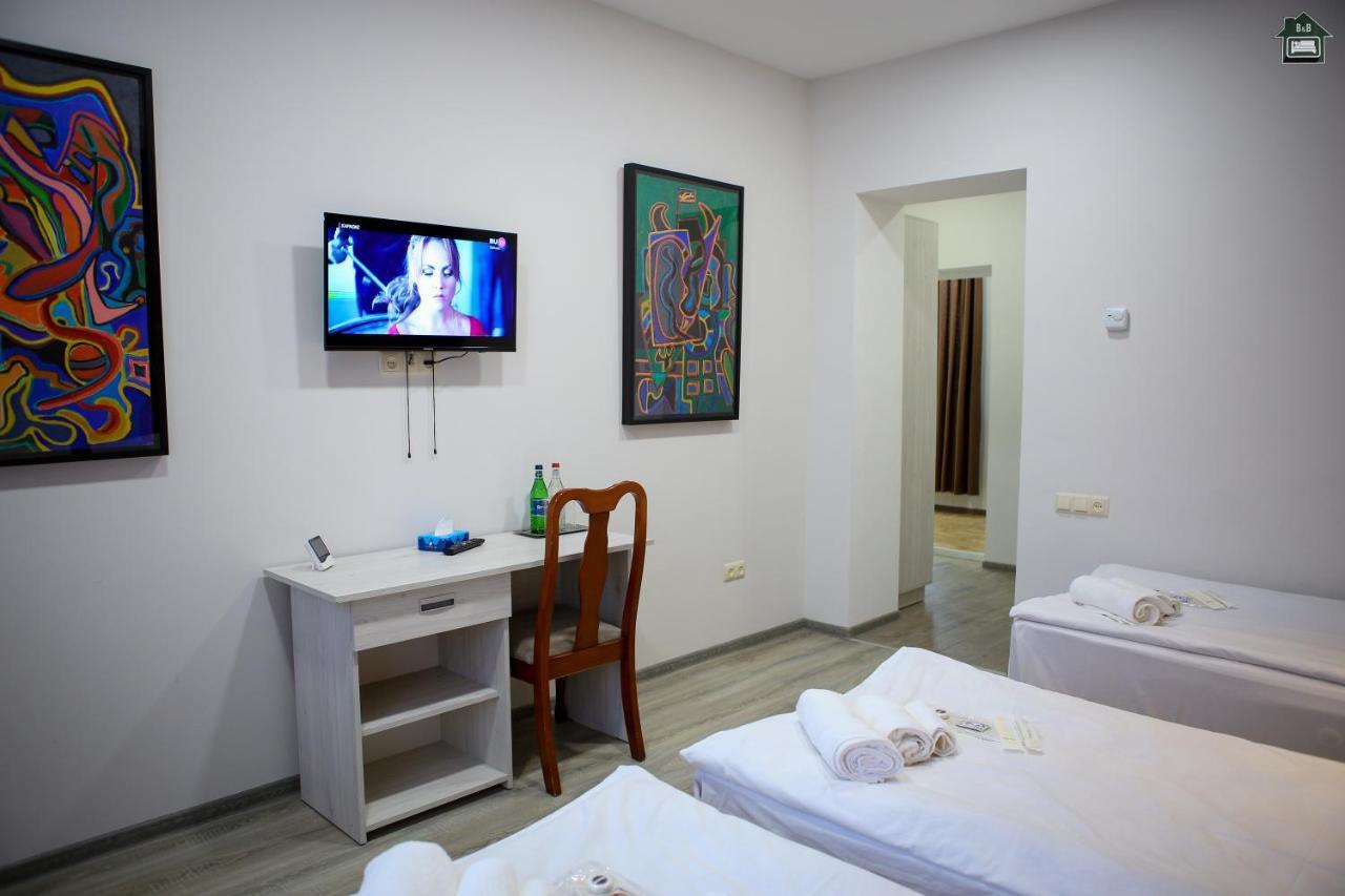 Guest House In Gyumri Exterior photo