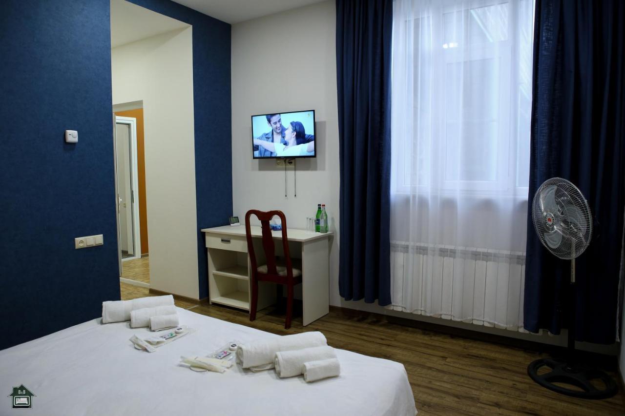 Guest House In Gyumri Exterior photo